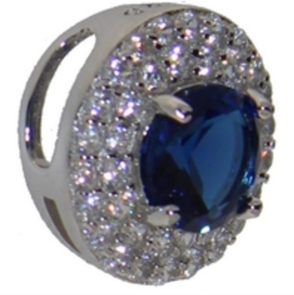 Round 2.15 ct Sapphire Pendant - Picture 2 of 3